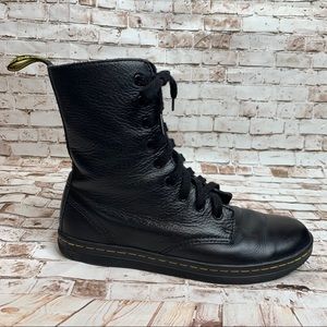 Dr. Marten's Women's Black Leather Floral boots 7